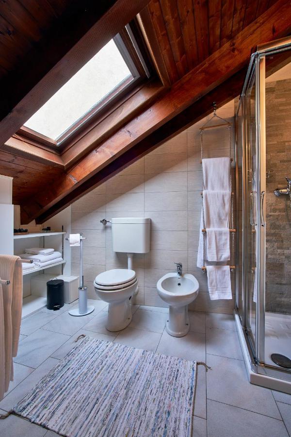 Bella Omegna Apartments エクステリア 写真